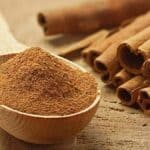 Cinnamon sticks and powder